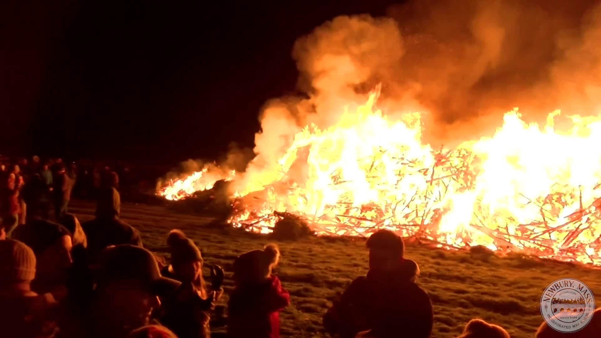 Thumbnail image for Old Newbury Christmas Tree Bonfire 2023